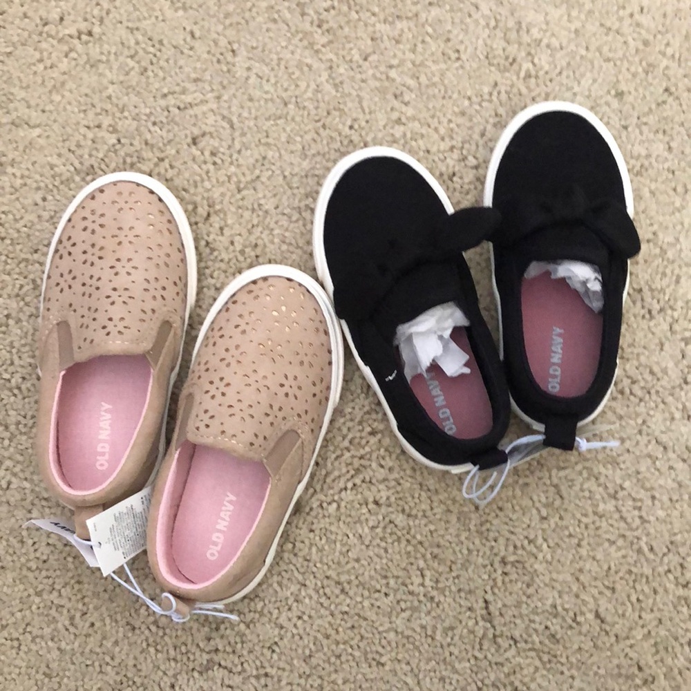 Toddler slip on sneakers